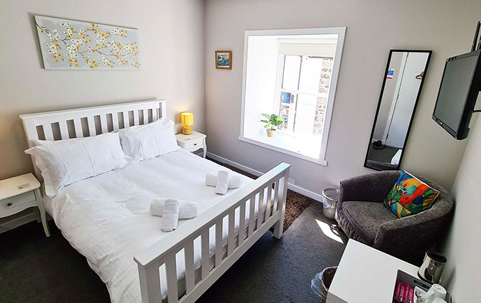 Spacious Double Room accommodation at Rooms on the High Street in Portree