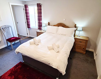Spacious Double room accommodation in Portree at Rooms on the High Street